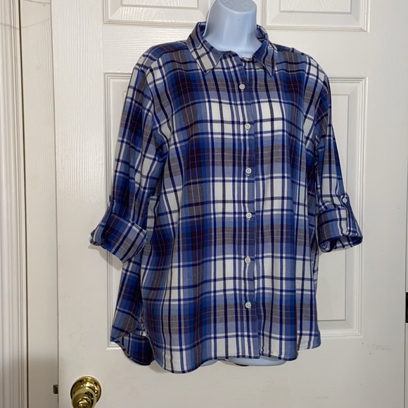 Riders by Lee Plus Size Cotton Shirt With Tab Sleeves - Picture 4 of 10